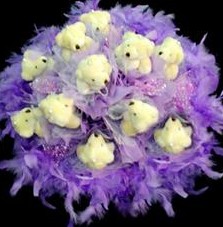 11 adet pelus ayicik buketi  Nevşehir yurtiçi ve yurtdışı çiçek siparişi 
