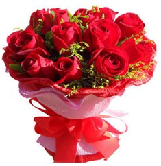 9 adet kirmizi güllerden kipkirmizi buket  Nevşehir çiçek gönderme 