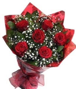 6 adet kırmızı gülden buket  Nevşehir uluslararası çiçek gönderme 