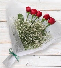 5 kırmızı gülden sade buket  Nevşehir çiçek servisi , çiçekçi adresleri 