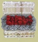  Nevşehir hediye çiçek yolla  Sandikta 11 adet güller - sevdiklerinize en ideal seçim